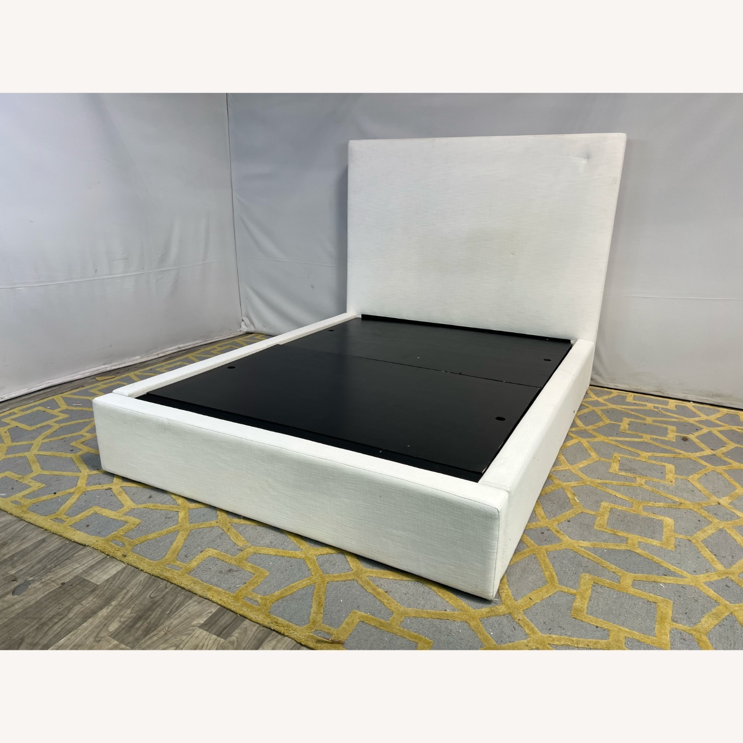 Restoration Hardware Lawson Fabric Panel Queen Bed - image-9