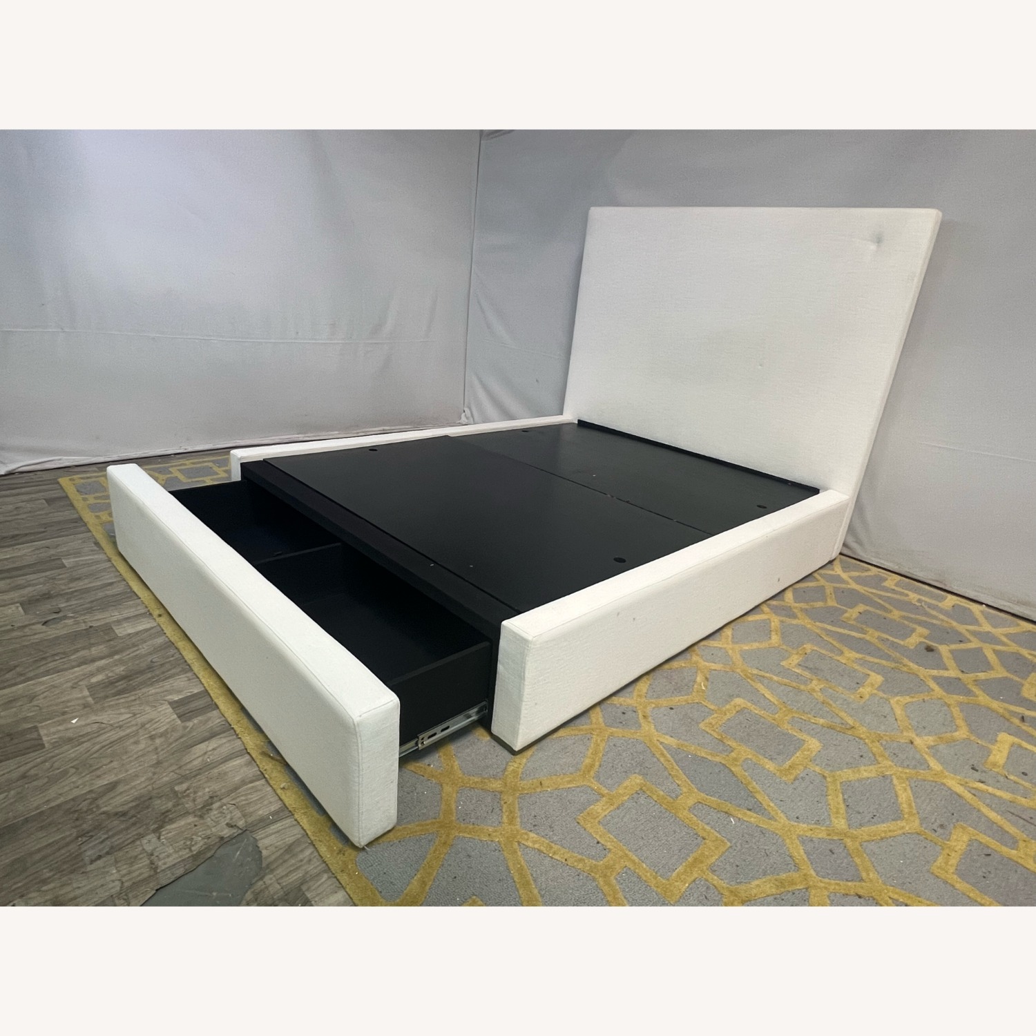 Restoration Hardware Lawson Fabric Panel Queen Bed - image-4