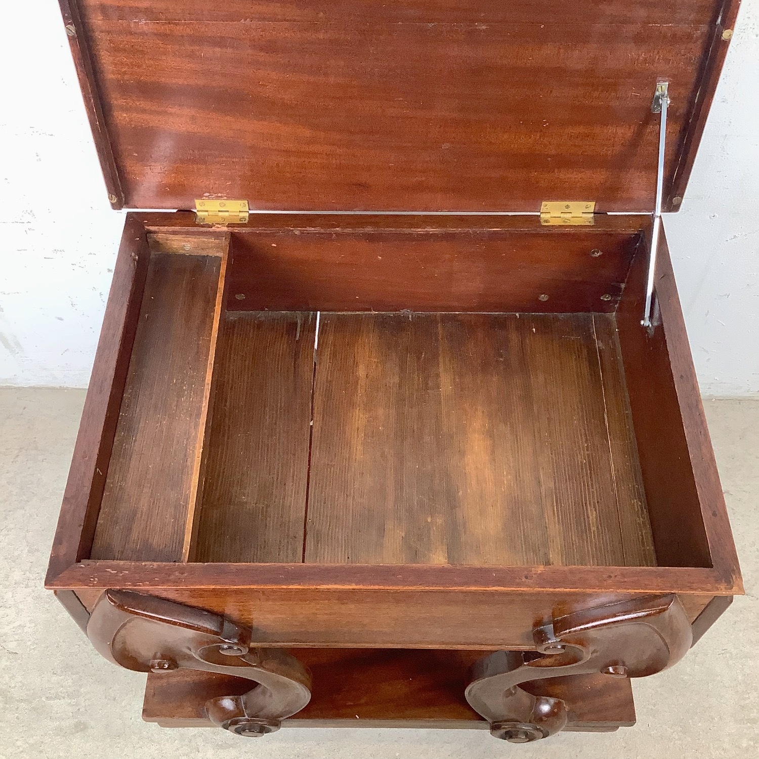 Neoclassical Scroll Base Vanity Stool - image-6