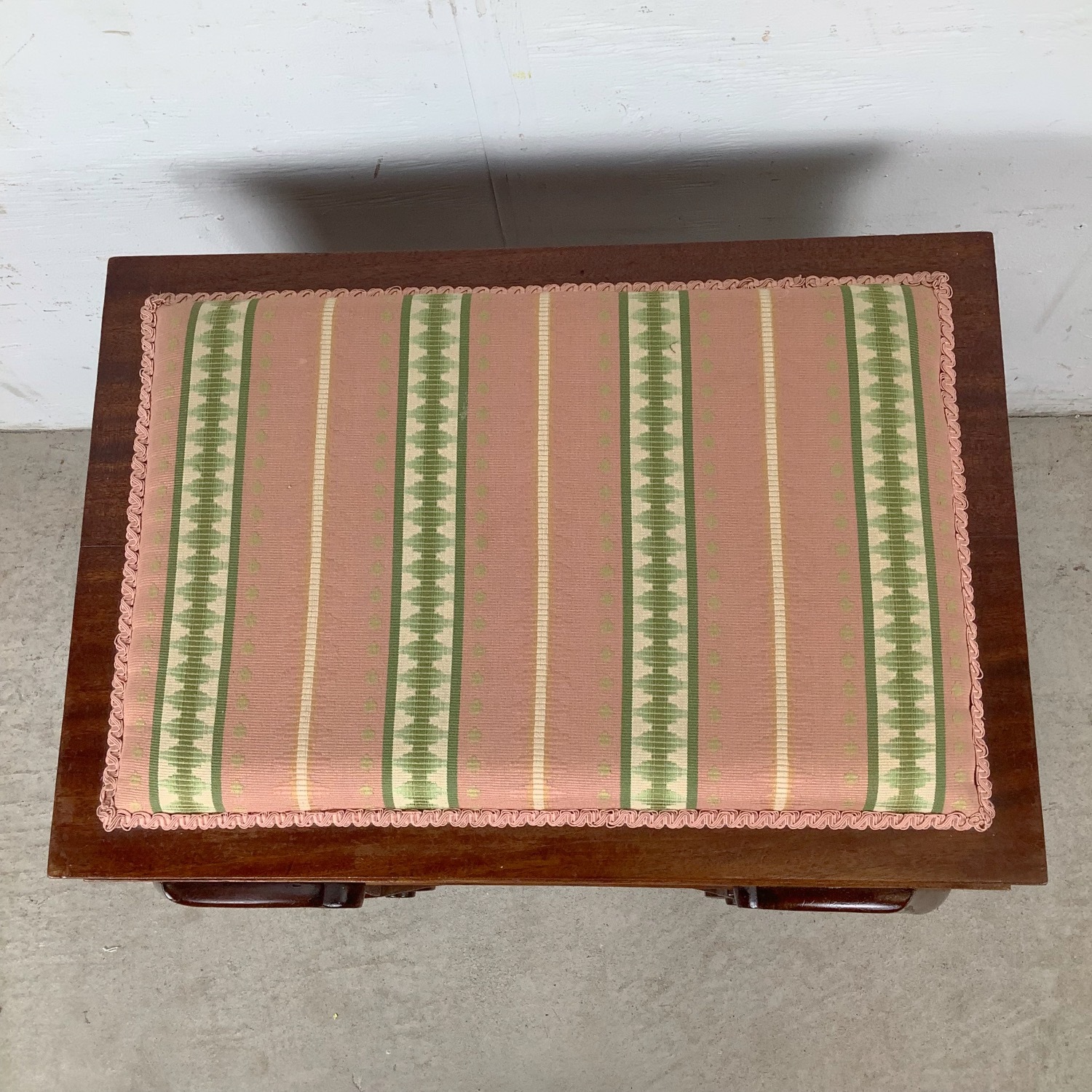 Neoclassical Scroll Base Vanity Stool - image-14