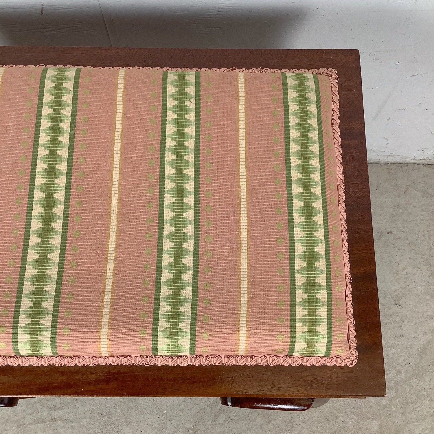 Neoclassical Scroll Base Vanity Stool - image-4