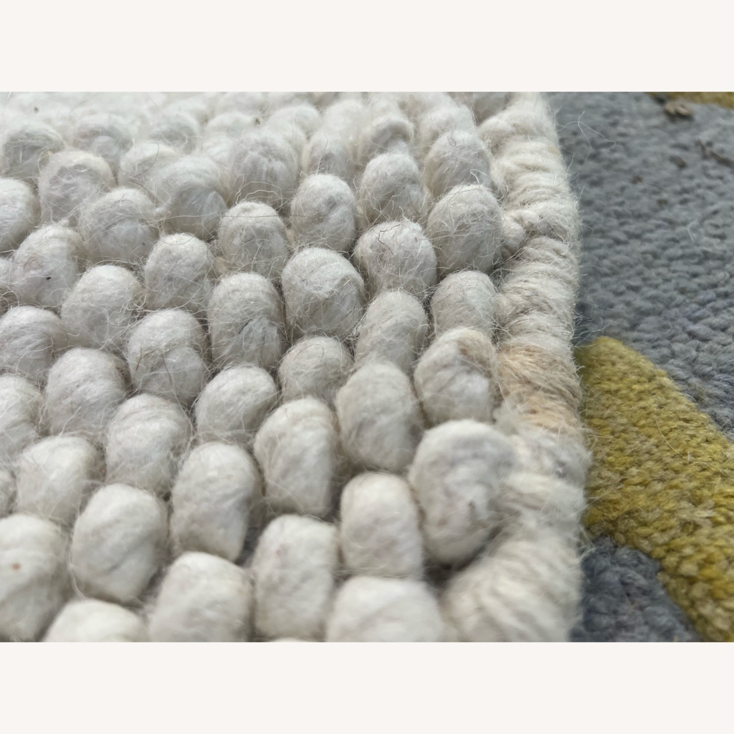 Safavieh Natura 287 Flatweave Round Rug in Beige - image-4