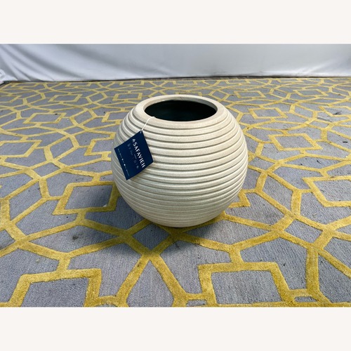 Used Safavieh Outdoor Collection Planter Pot for sale on AptDeco