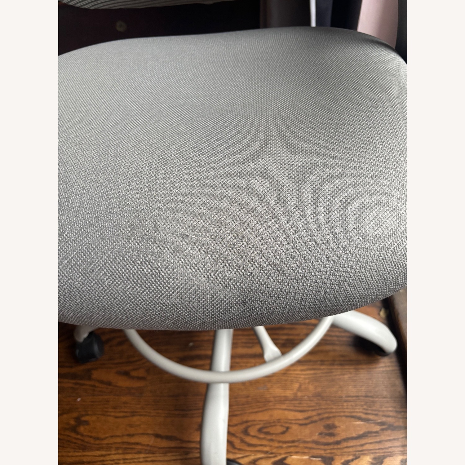 Light Gray Fabric Office Chair - image-3