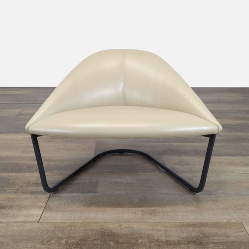 Used Arper Colina M Chair with Sled Base for sale on AptDeco