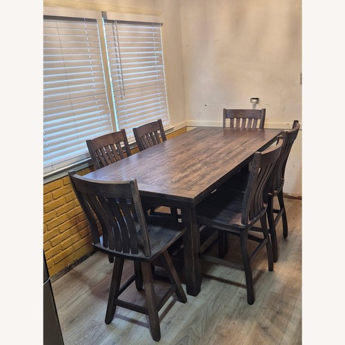 Used Contemporary Dining Set for sale on AptDeco