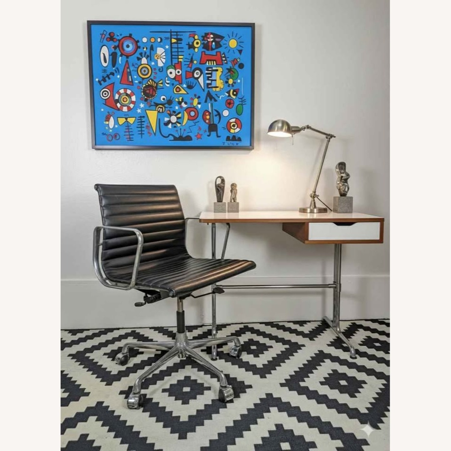 Charles Eames Aluminum Group EA117 Chair ICF - image-1