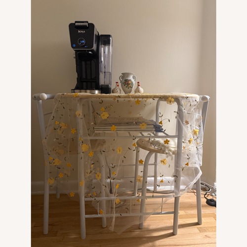 Used Modern Dining Set for sale on AptDeco