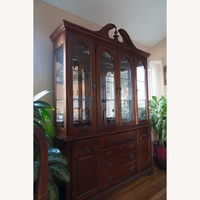 Stanley Furniture China Cabinet