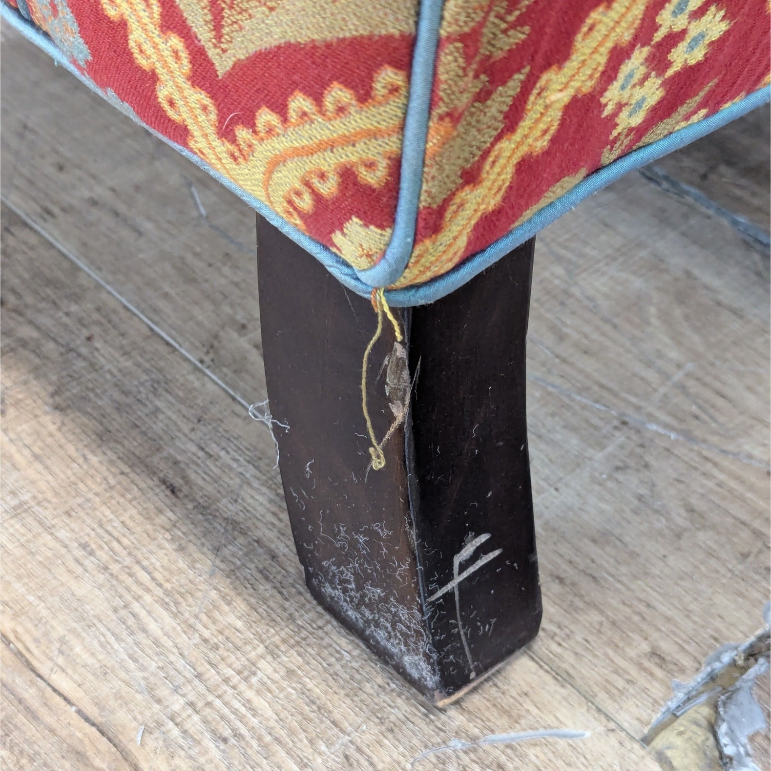 Bench with Rolled Back and Piping on Wood Legs	 - image-4