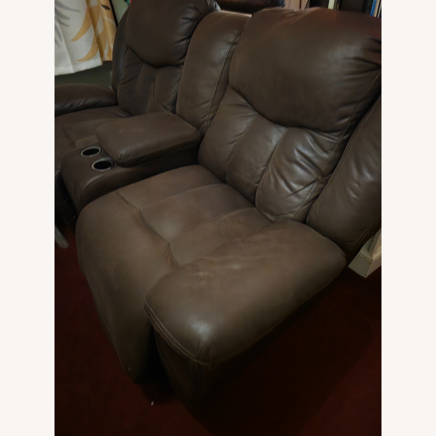 Poweref Loveseat - image-0
