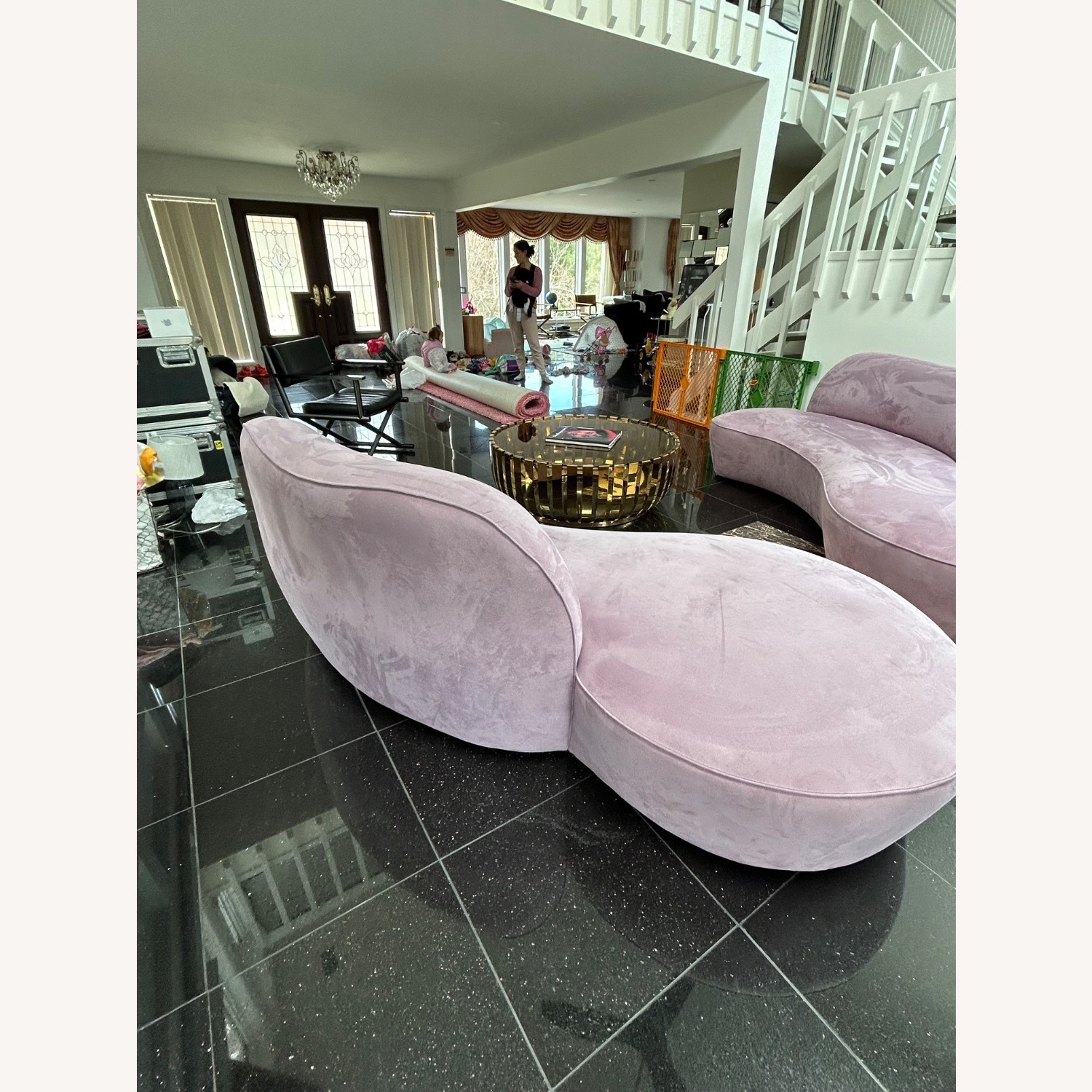 Vladimir Kagan American Leather Curved Zoe Sofa - image-2