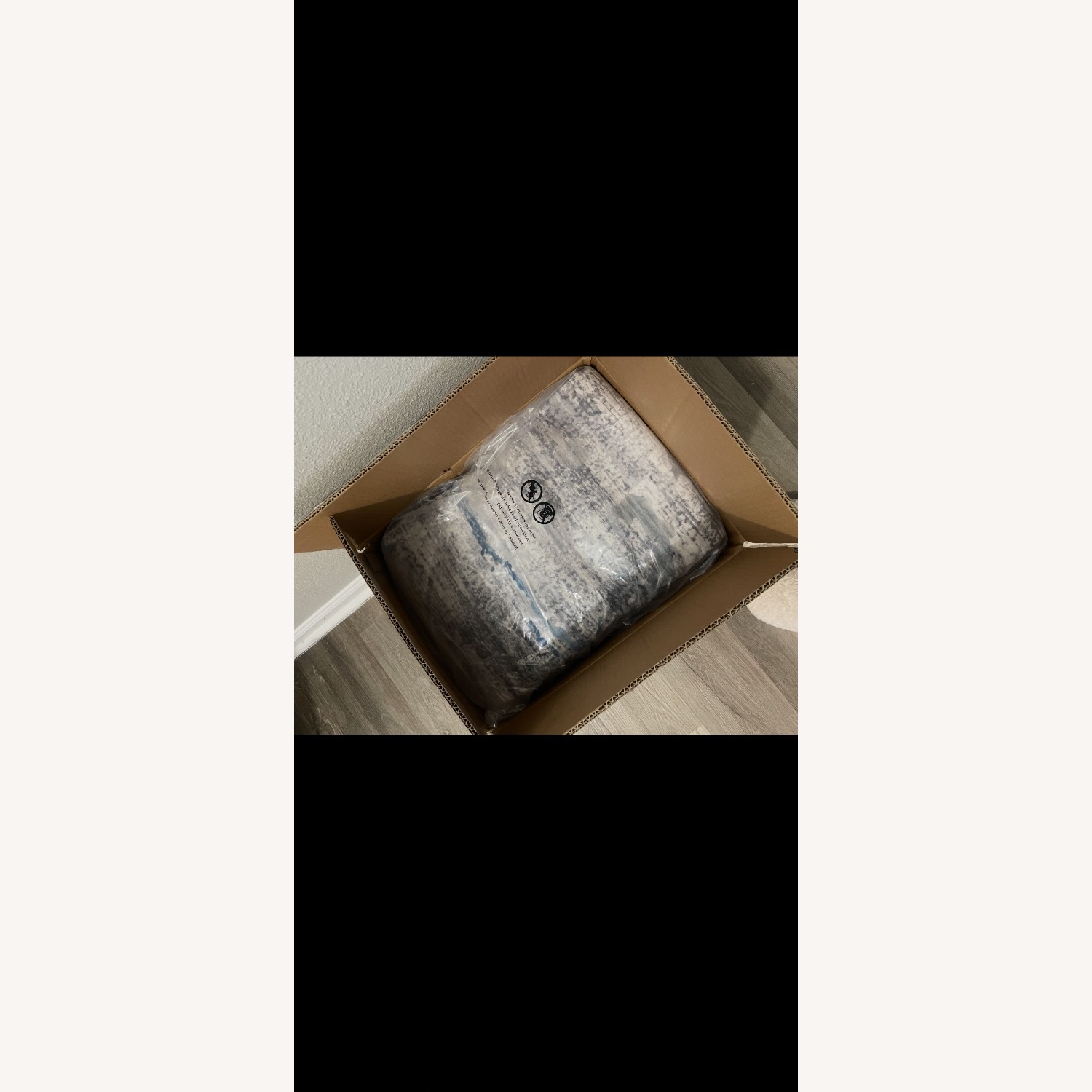 Garvee Blue Fabric Area Rug 9' x 12' - image-4