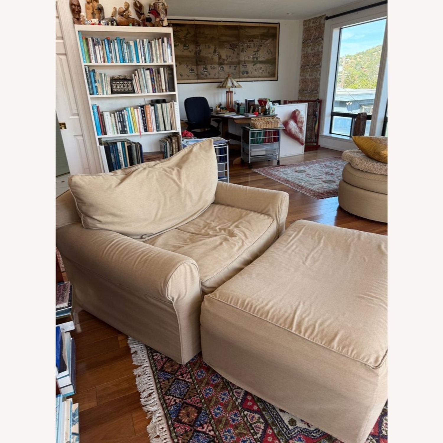 Traditional Slipcovered Lounge Chair with Matching Ottoman - image-8