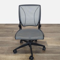Human scale Different World Task Chair