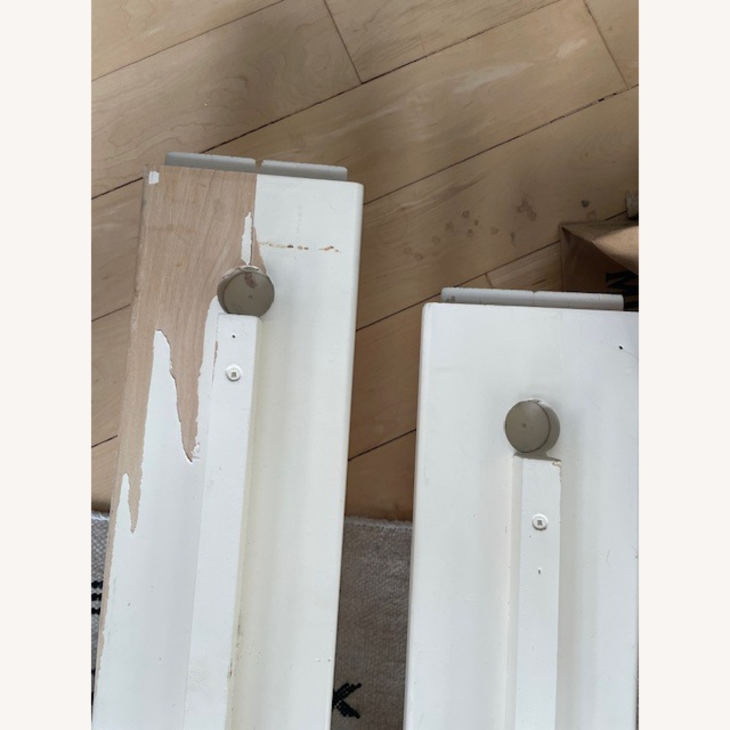  White Wood Twin Bed With Decorative Rose Carving - image-2