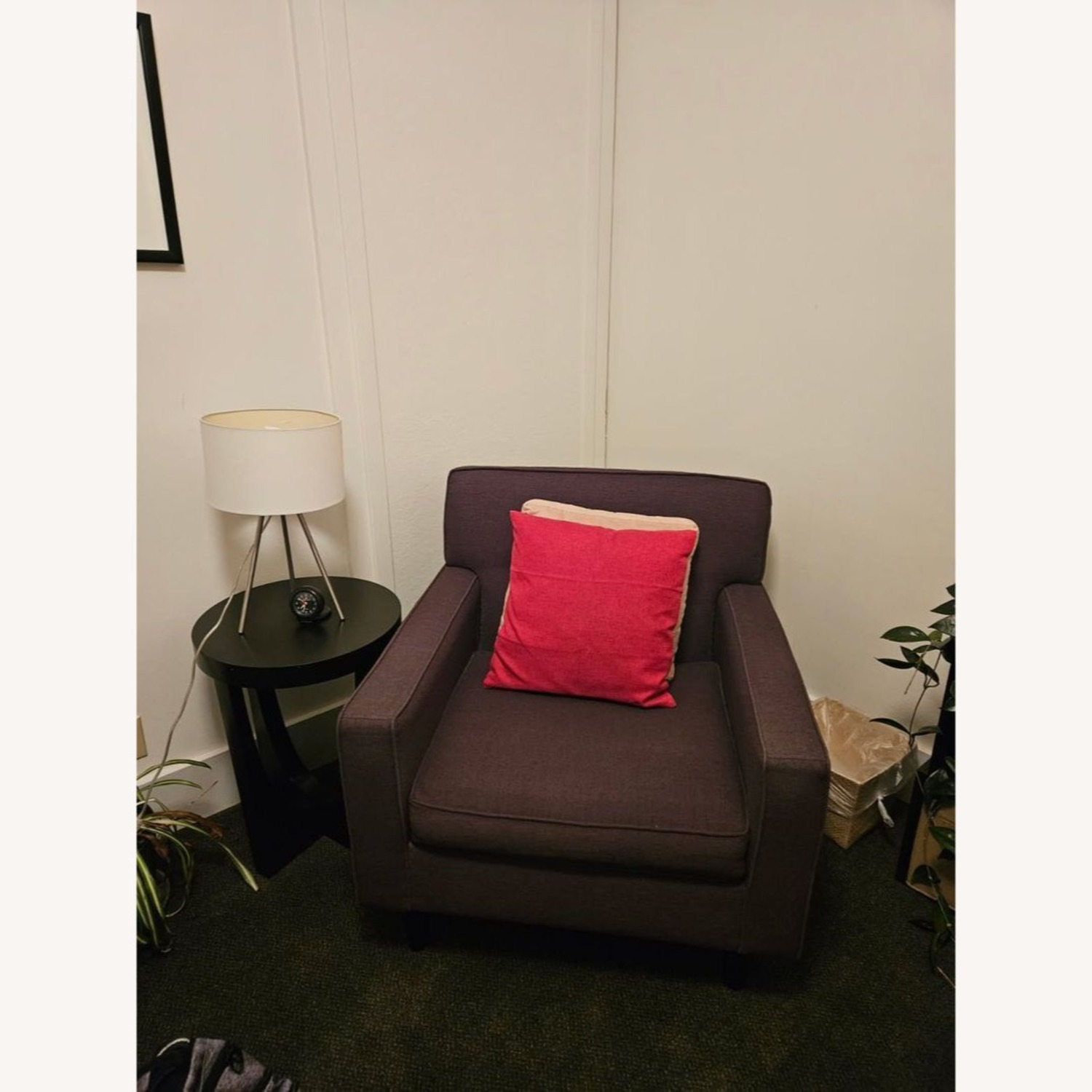 Max Home Furniture Mid Century Style Accent Chair - image-5