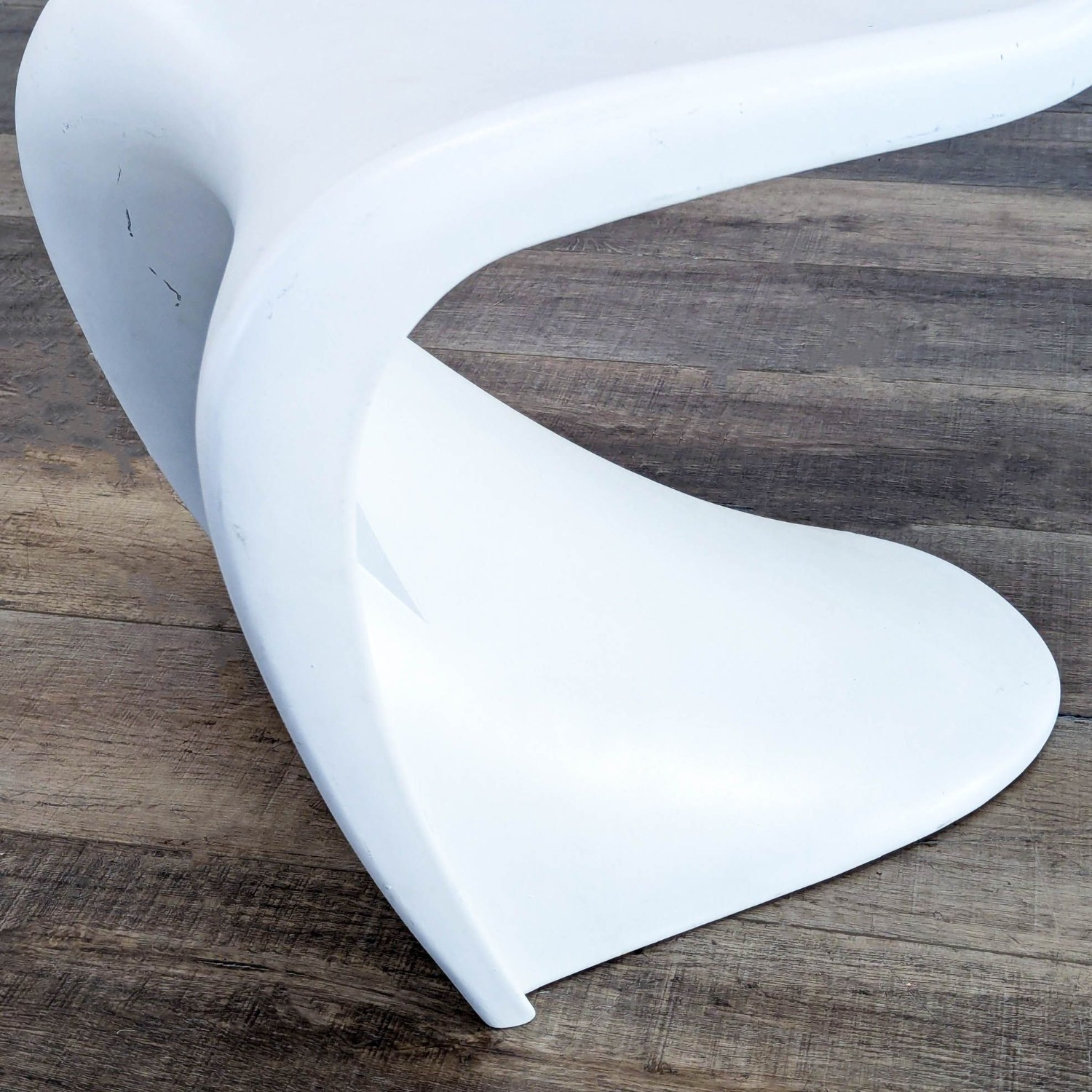 Mid-Century Style Moulded Plastic Panton Dining Chair - image-3