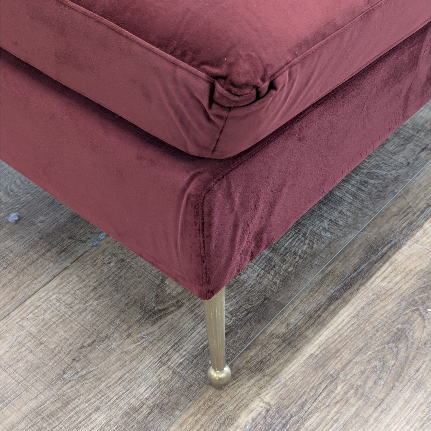 MXM Delbert Modern Accent Chair - image-5