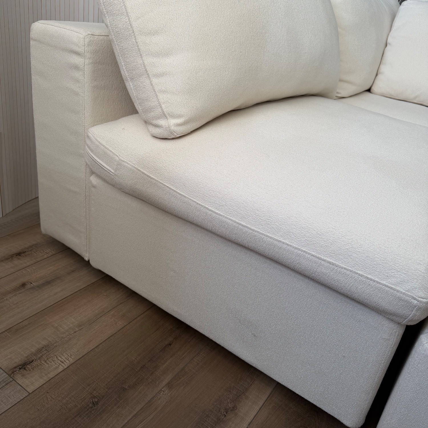 Comfy White 7th Avenue Modular Sectional  - image-7