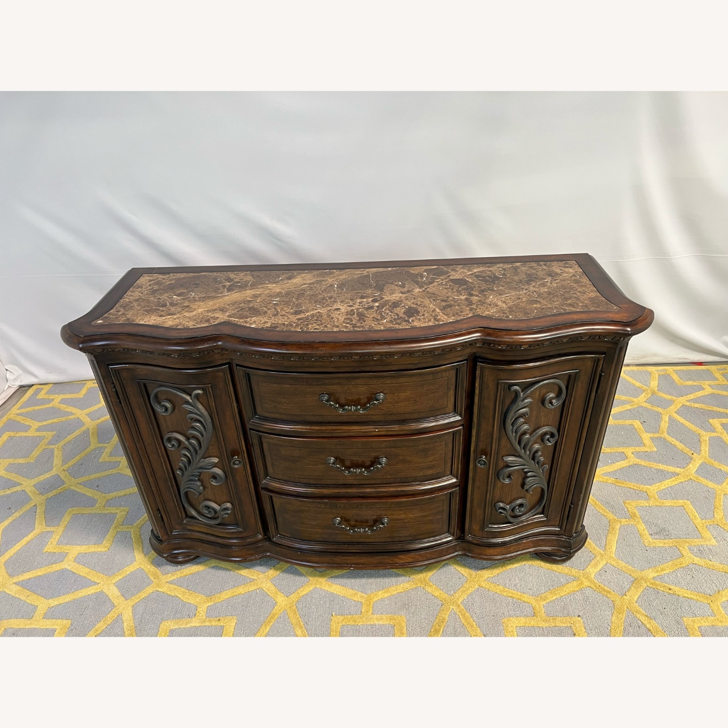 Steve Silver Royale Buffet - image-2