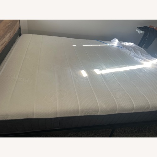 Used White Queen Bed for sale on AptDeco
