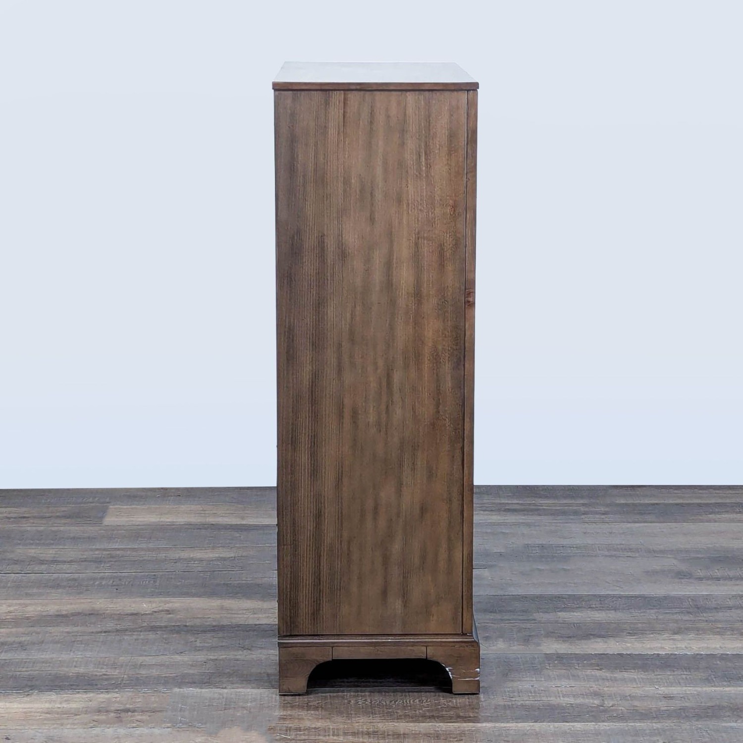 Cresent Fine Furniture Gunnison 7 Drawer Chest - image-4