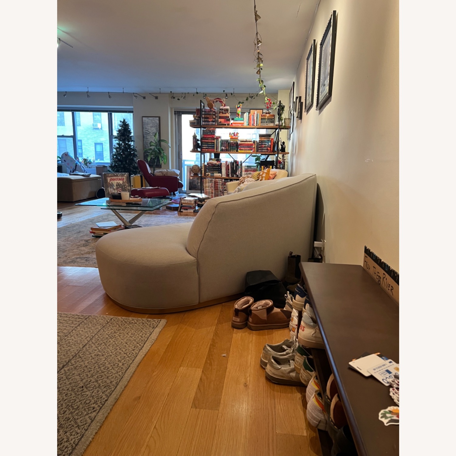 Rove Concepts Gray Modern Curved Sectional - image-6