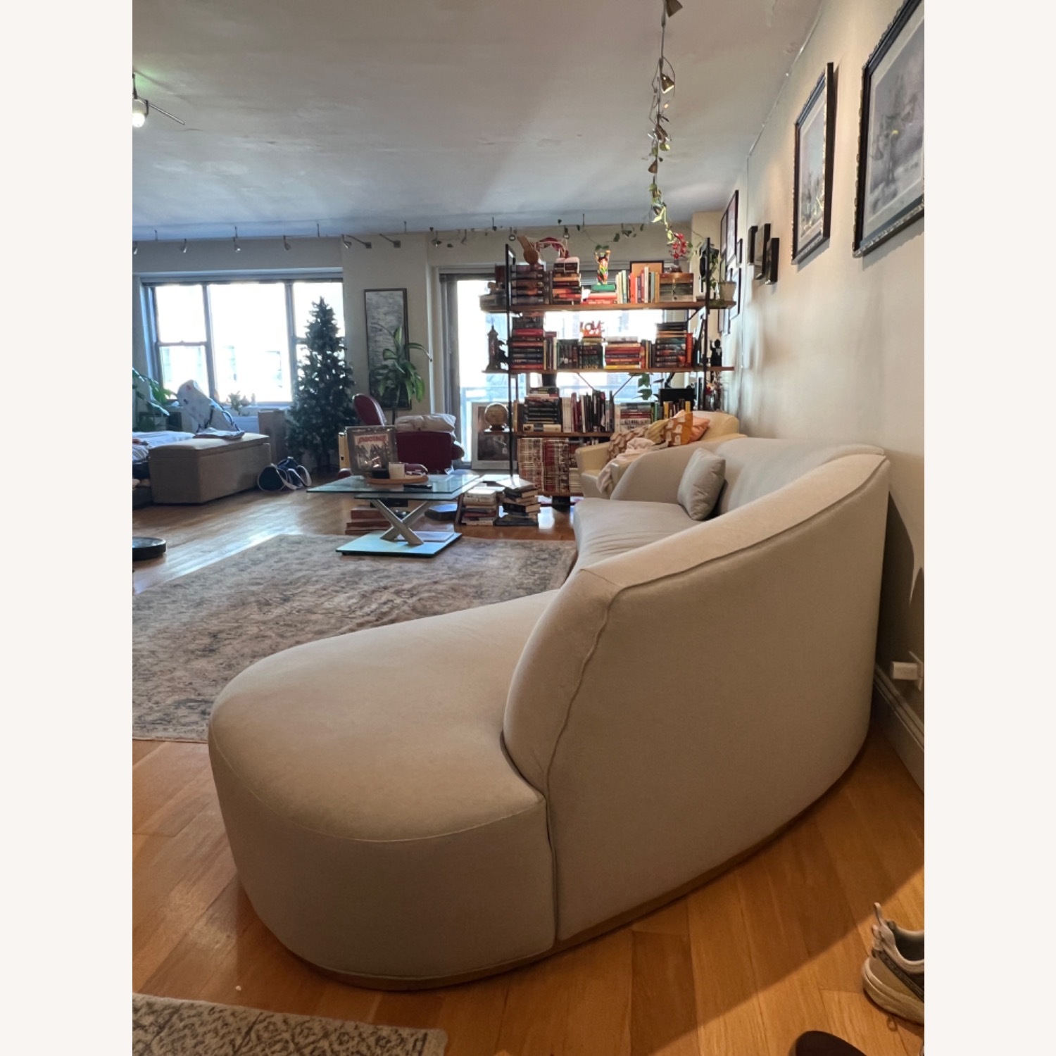 Rove Concepts Gray Modern Curved Sectional - image-5