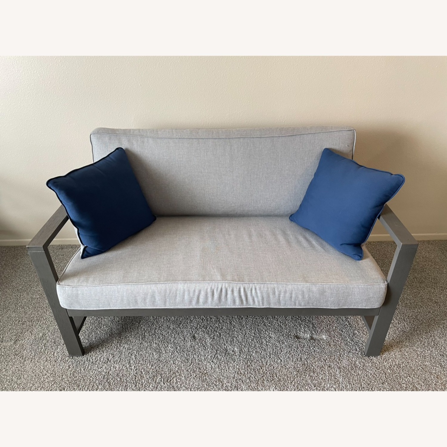 Ashley Furniture Fynnegan Loveseat - image-1