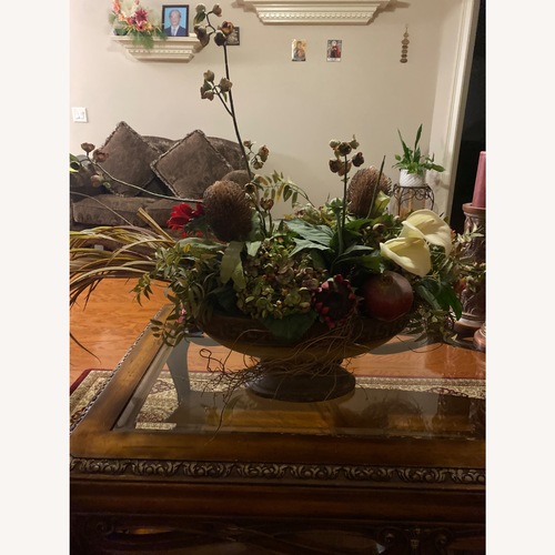 Used Vintage/Antique 300 Fabric Décor for sale on AptDeco