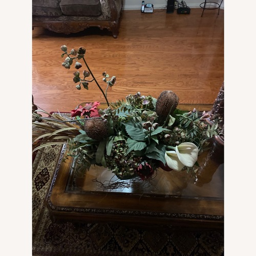 Used Vintage/Antique 300 Fabric Décor for sale on AptDeco