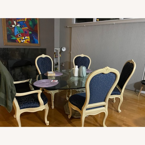Used Dining Table for sale on AptDeco