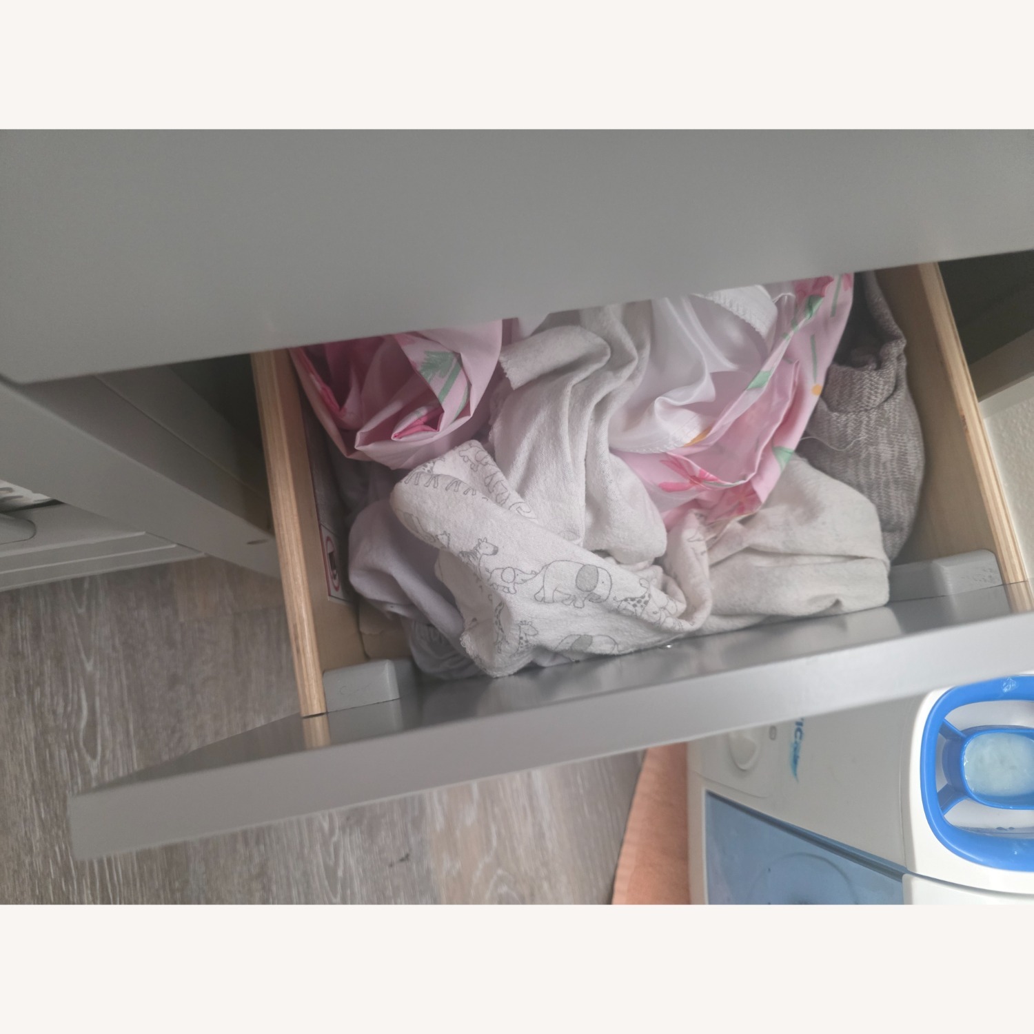 Graco Hadley 4 - in - 1 Crib  - image-2