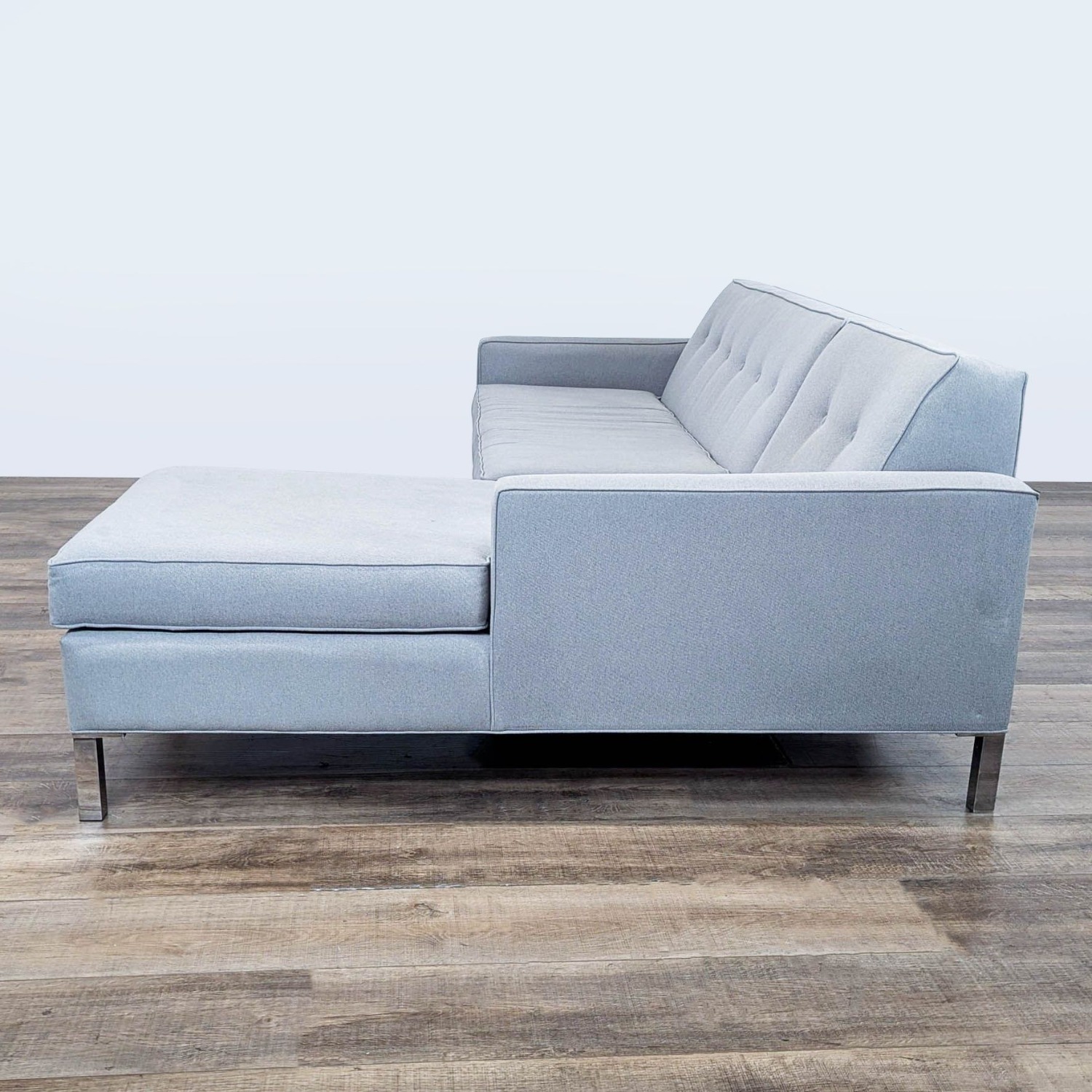 Modern Gray L-Shaped Sectional Sofa with Chaise	 - image-4