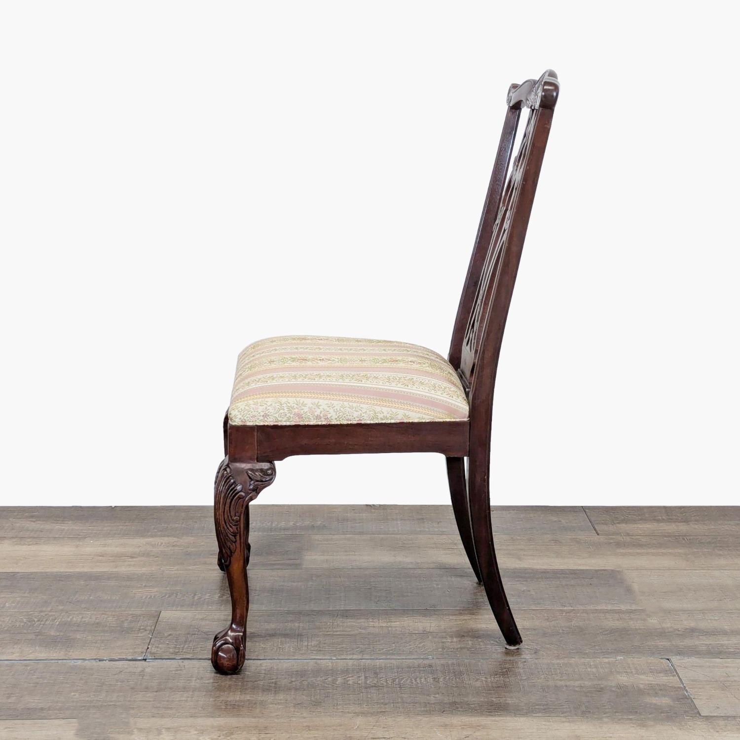 Set of Eight Ethan Allen English Chippendale  - image-3