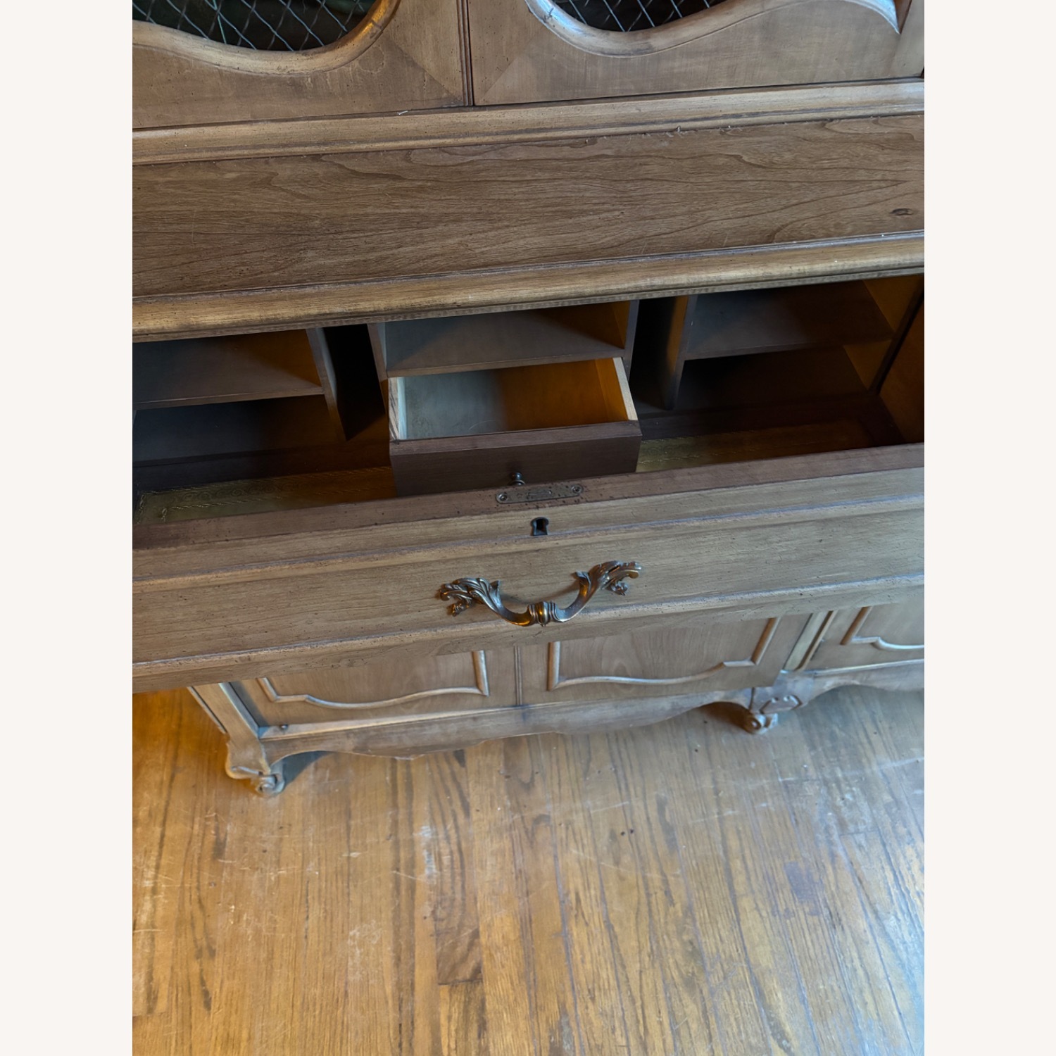 Vintage/Antique Saginaw Breakfront - image-5