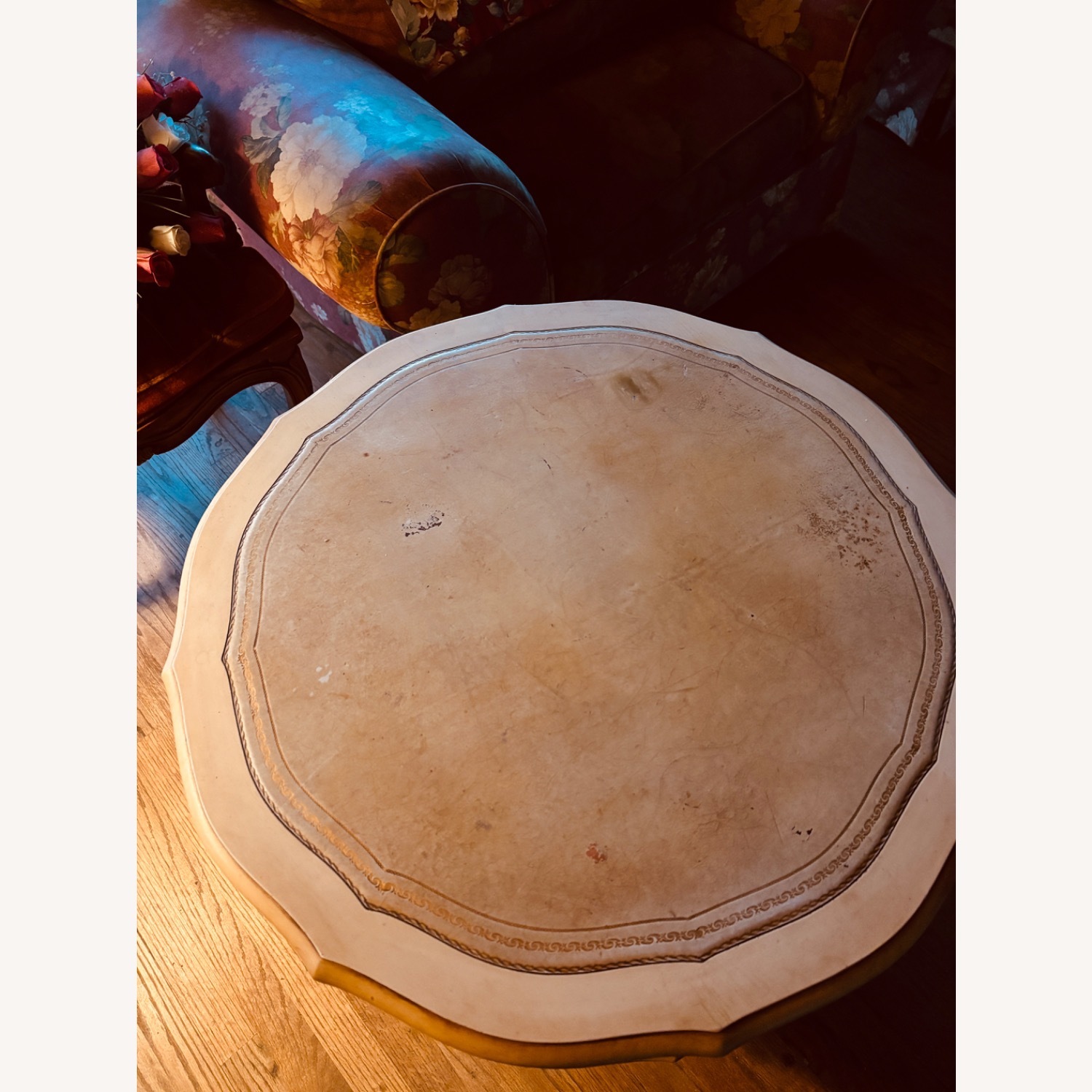 Vintage/Antique Off-White Side Table - image-3