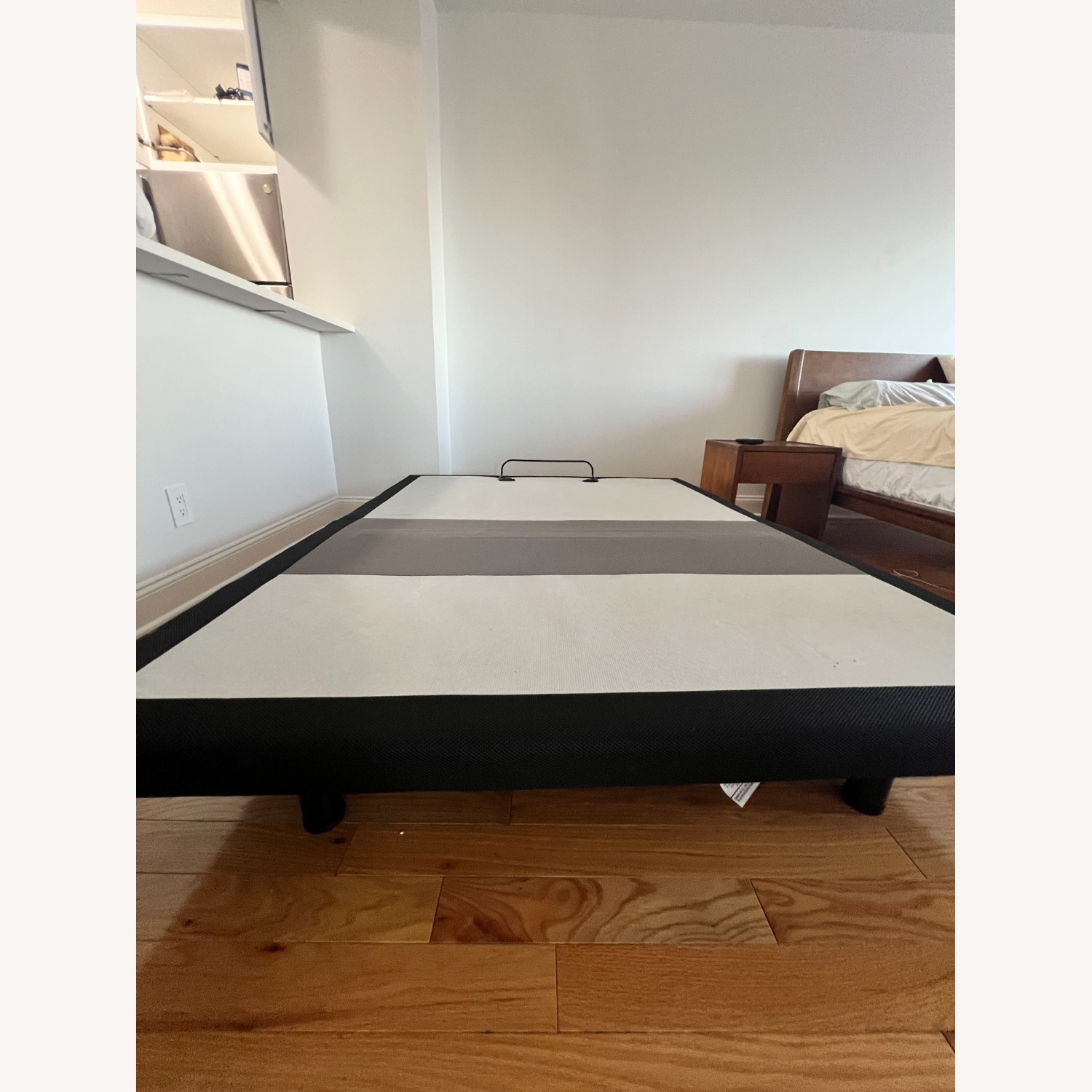 Bob's Furniture Ultra Queen Adjustable Base - image-1