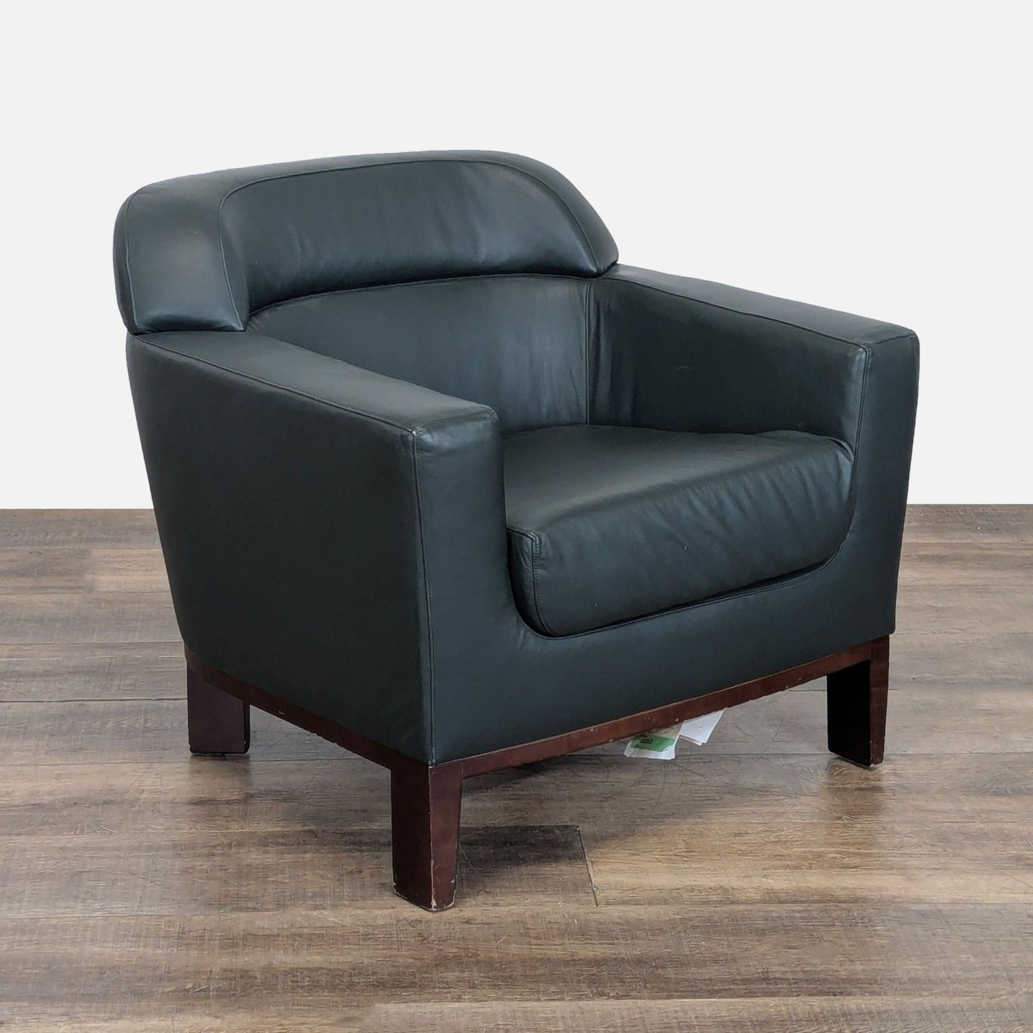 Bernhardt Transitional Leather Club Chair - image-2