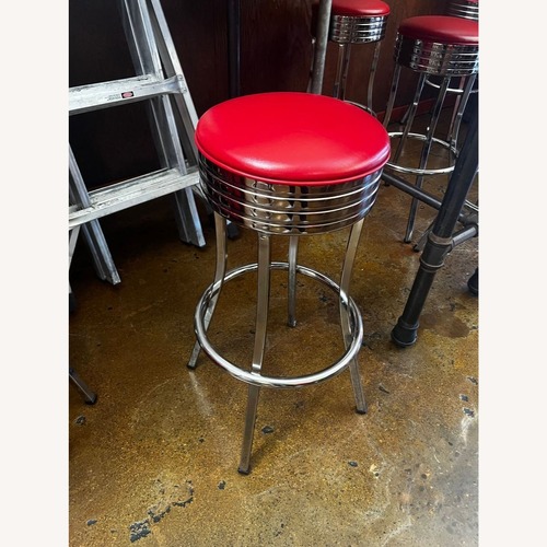 Used Vitro 752 Economy Bar Stool for sale on AptDeco