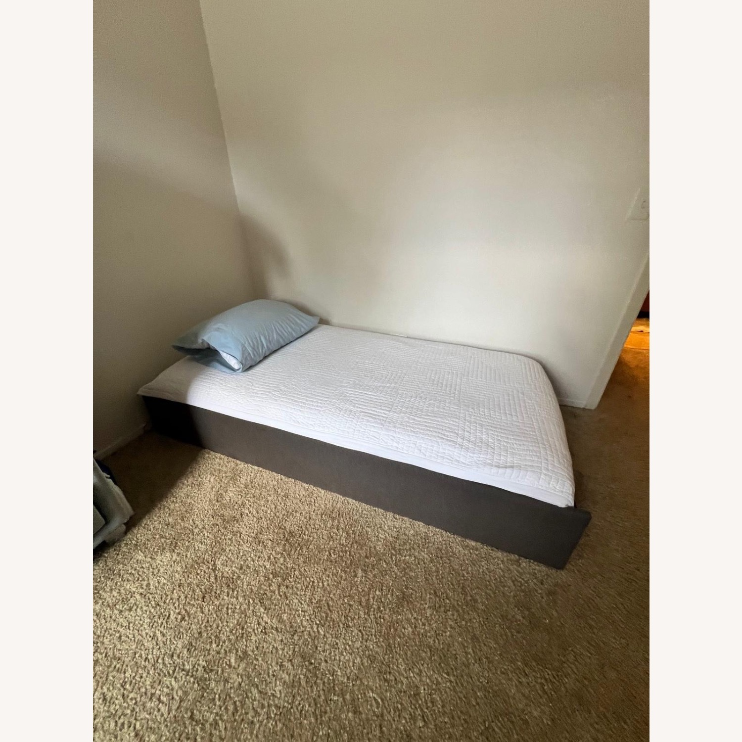 Bob's Discount Daybed - image-2