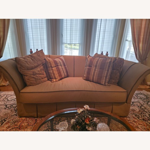 Used Henredon Allure Sofa H0002C for sale on AptDeco