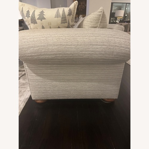 Used Jennifer Convertibles Light Gray Sleeper Sofa for sale on AptDeco