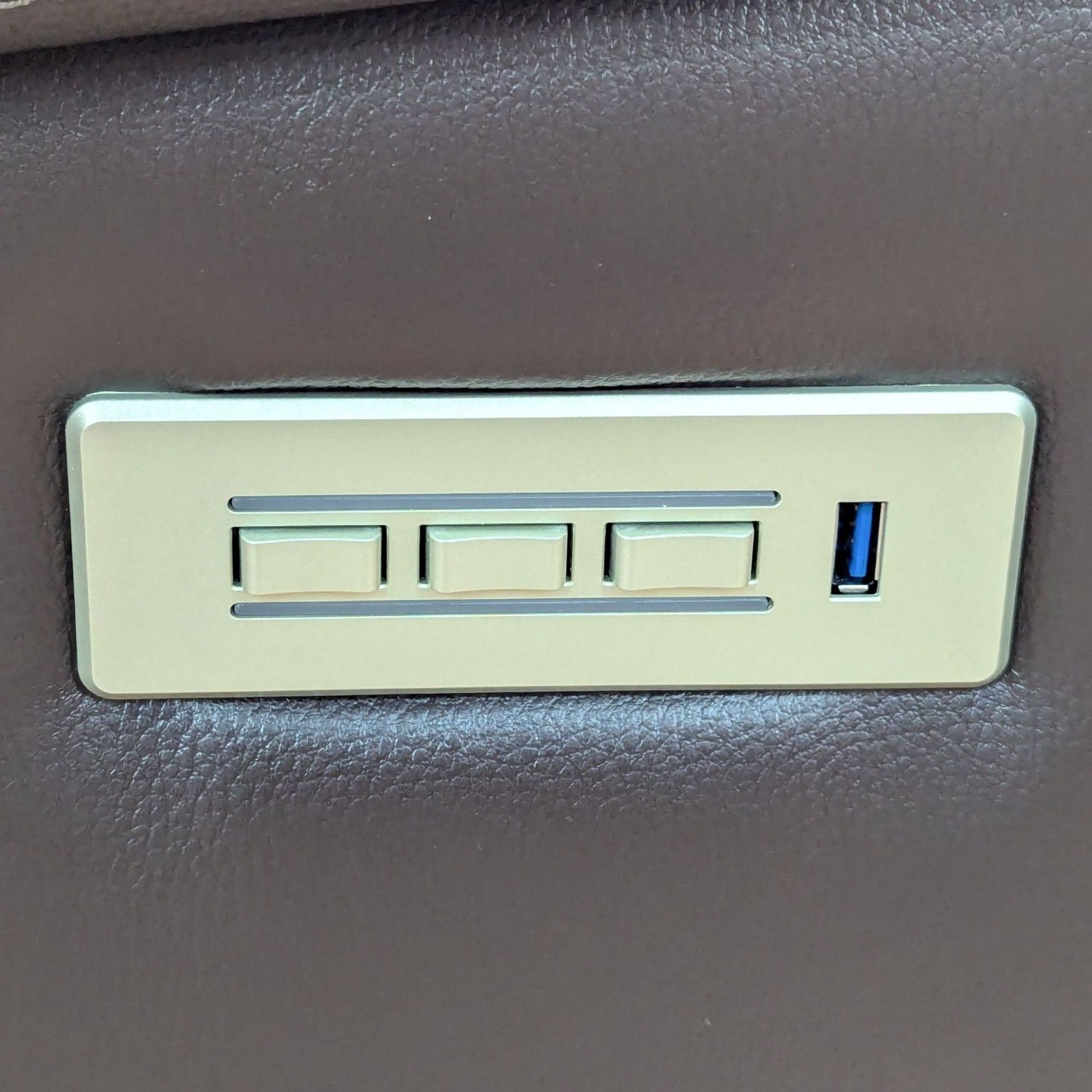 Palliser Triple Power Reclining Leather Sofa - image-14