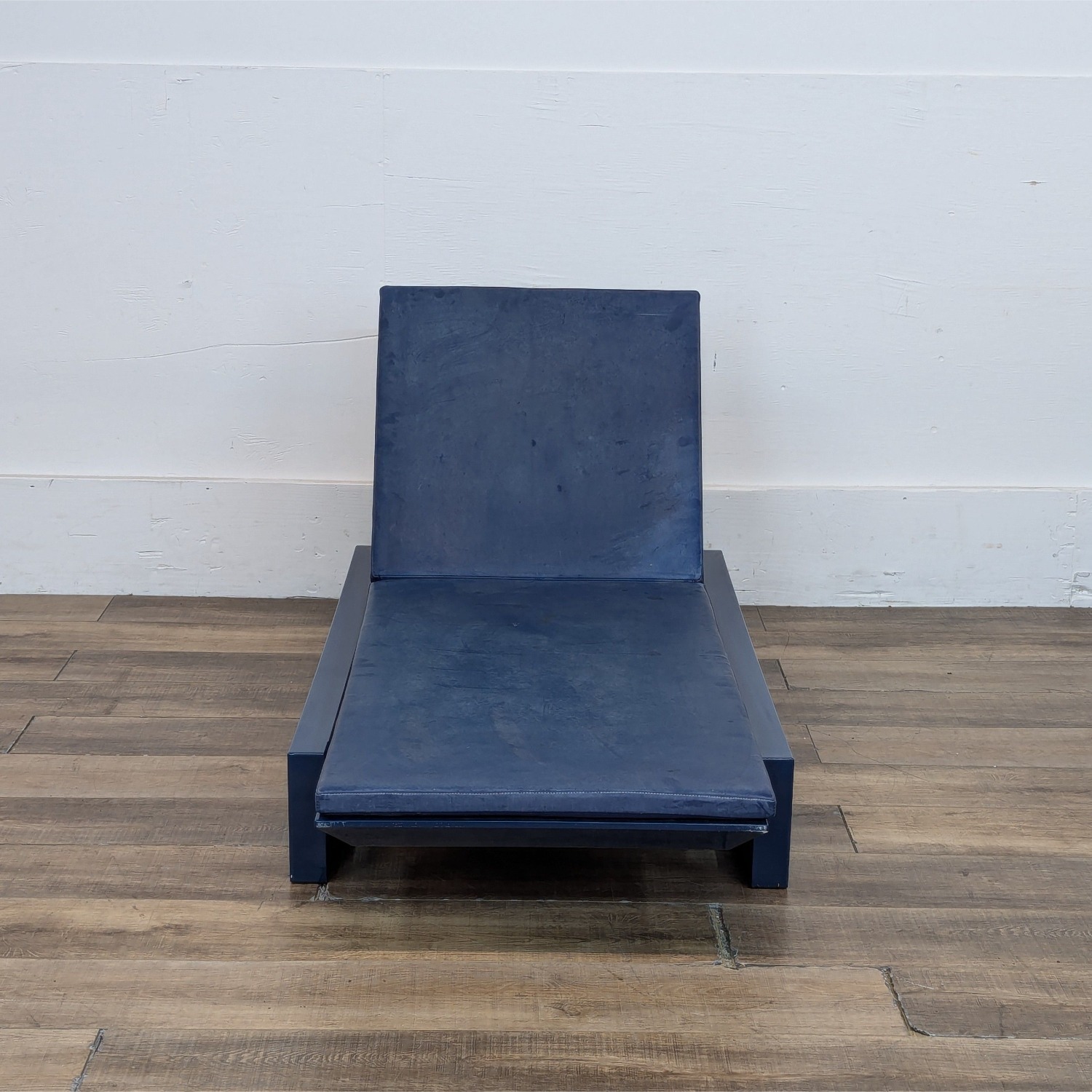 Condominium Frame Modern Outdoor Sun Lounge - image-12