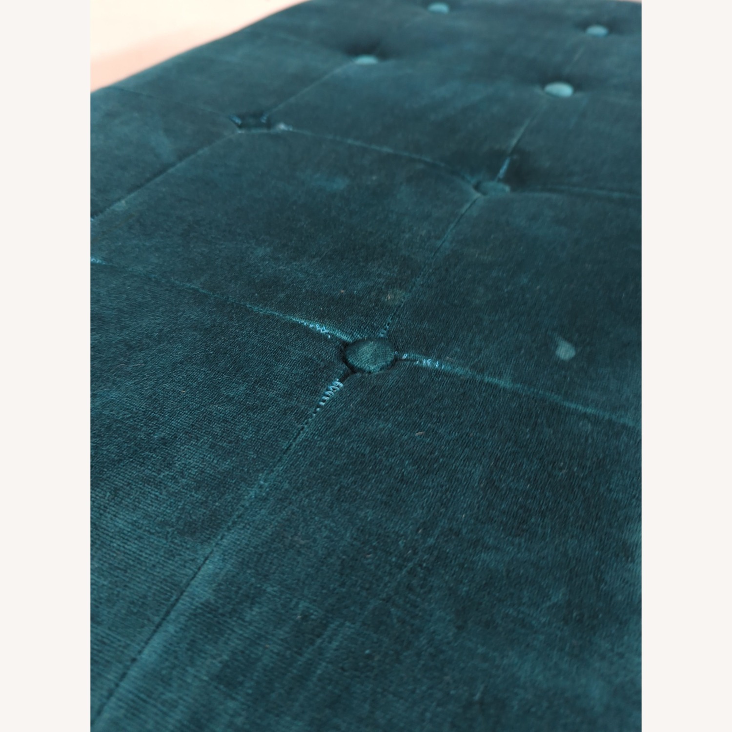 CF Modern Signature Stiletto Bench - image-6