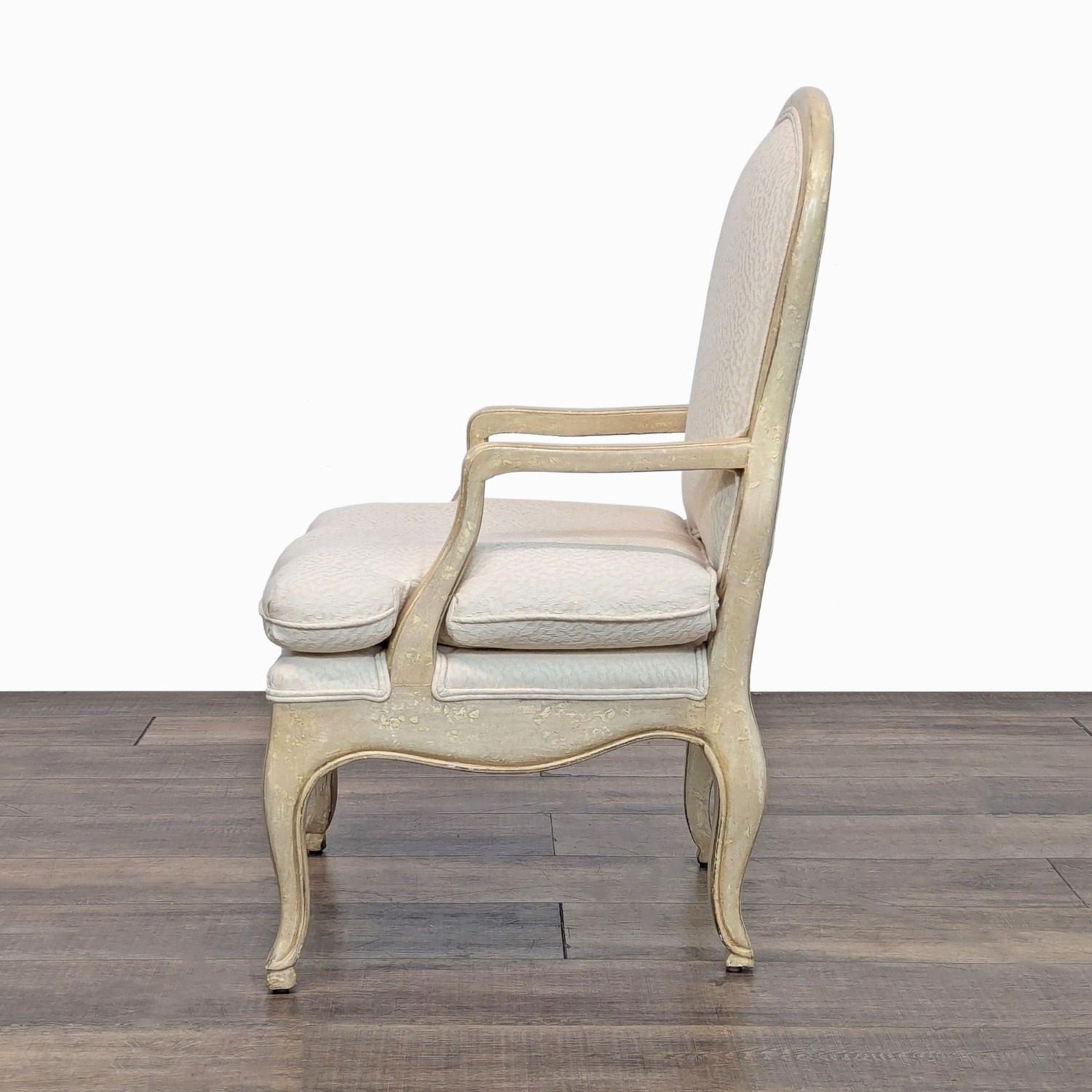 Vintage-Style Accent Chair with Cushioned Seat	 - image-4
