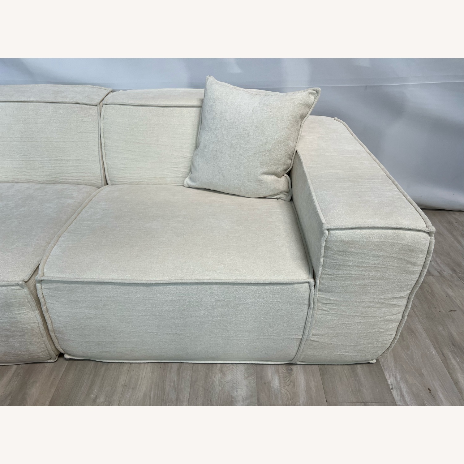 Rove Lab M1 Sofa 3 Seater with Ottoman - image-4