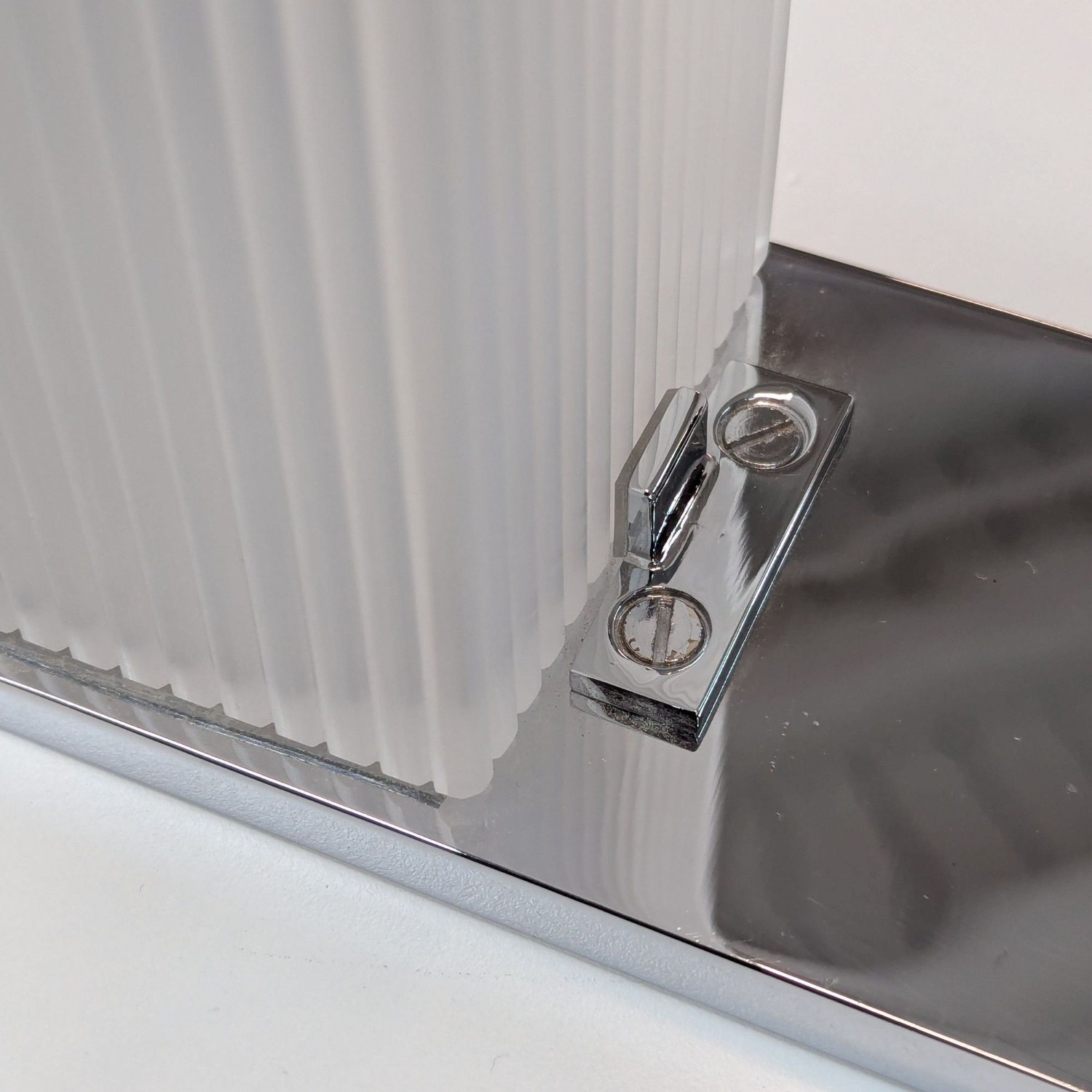 Modern Chrome Frame Wall Light with Ribbed Glass	 - image-3